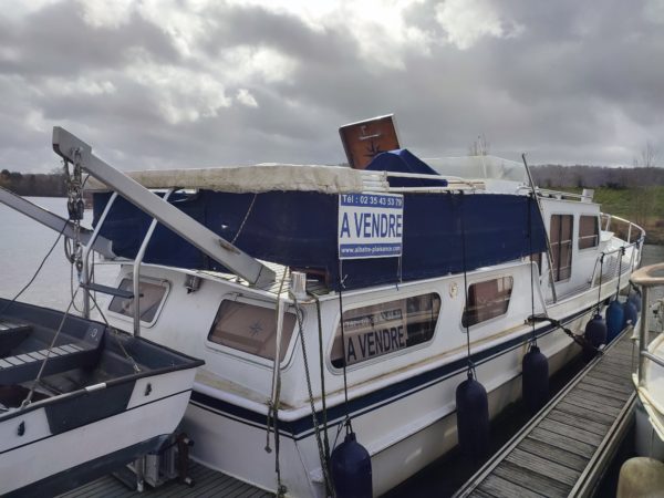 Vedette Hollandaise 1220 m 1 occasion Albatre Plaisance scaled