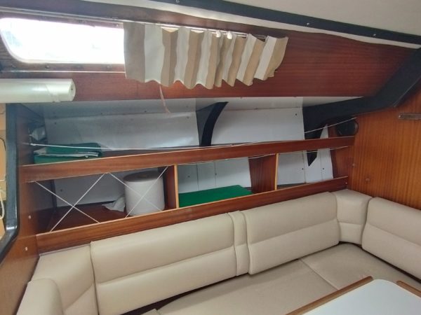 Voilier occasion Albatre Plaisance SUN FIZZ sellerie scaled