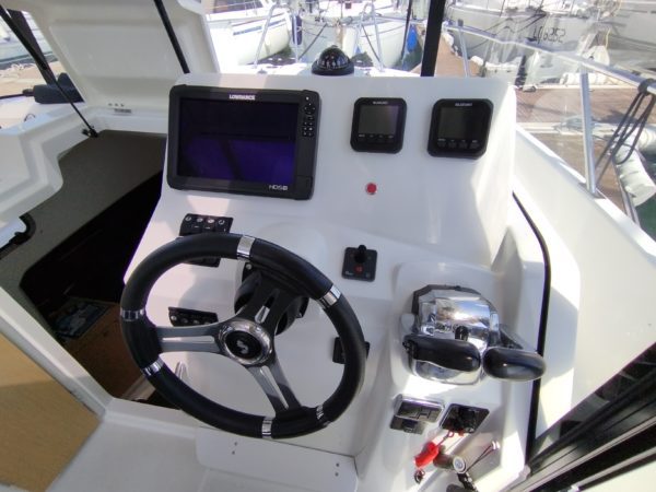 Barracuda 9 poste pilotage