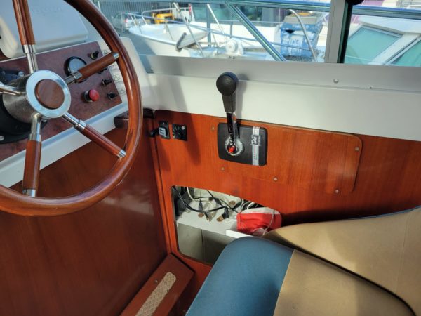 Merry Fisher 800 vedette occasion Albatre Plaisance Normandie 11