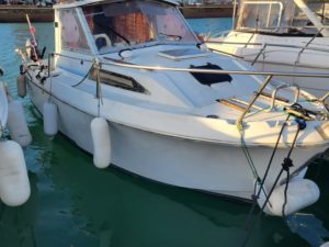 Antares 640 à flot tribord
