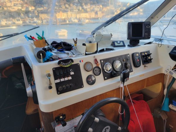 Antares 640 timonerie