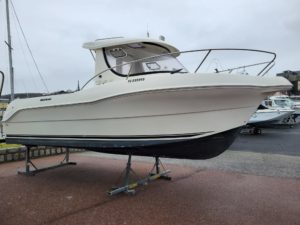 Quicksilver 640 pilothouse vedette occasion Albatre Plaisance Normandie sur ber