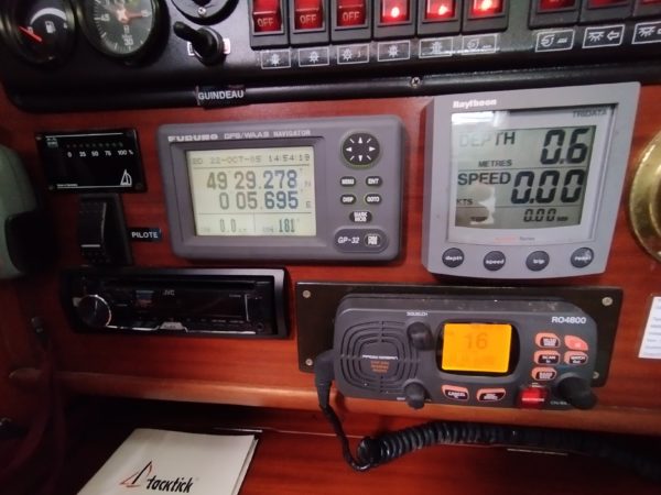 Dehler 33 Voilier occasion Albatre Plaisance 10