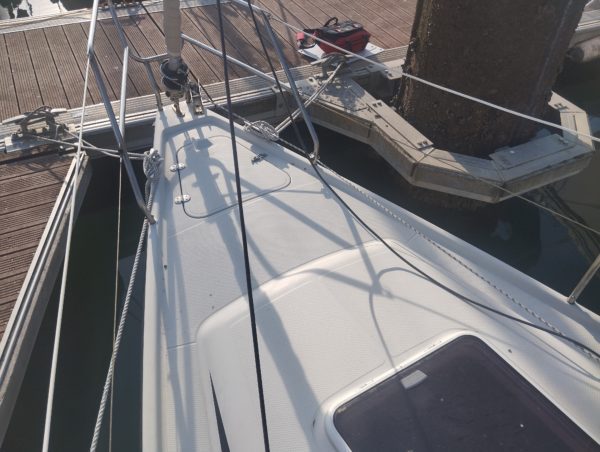 Dehler 25 cruising voilier occasion Albatre Plaisance Normandie Plage avant
