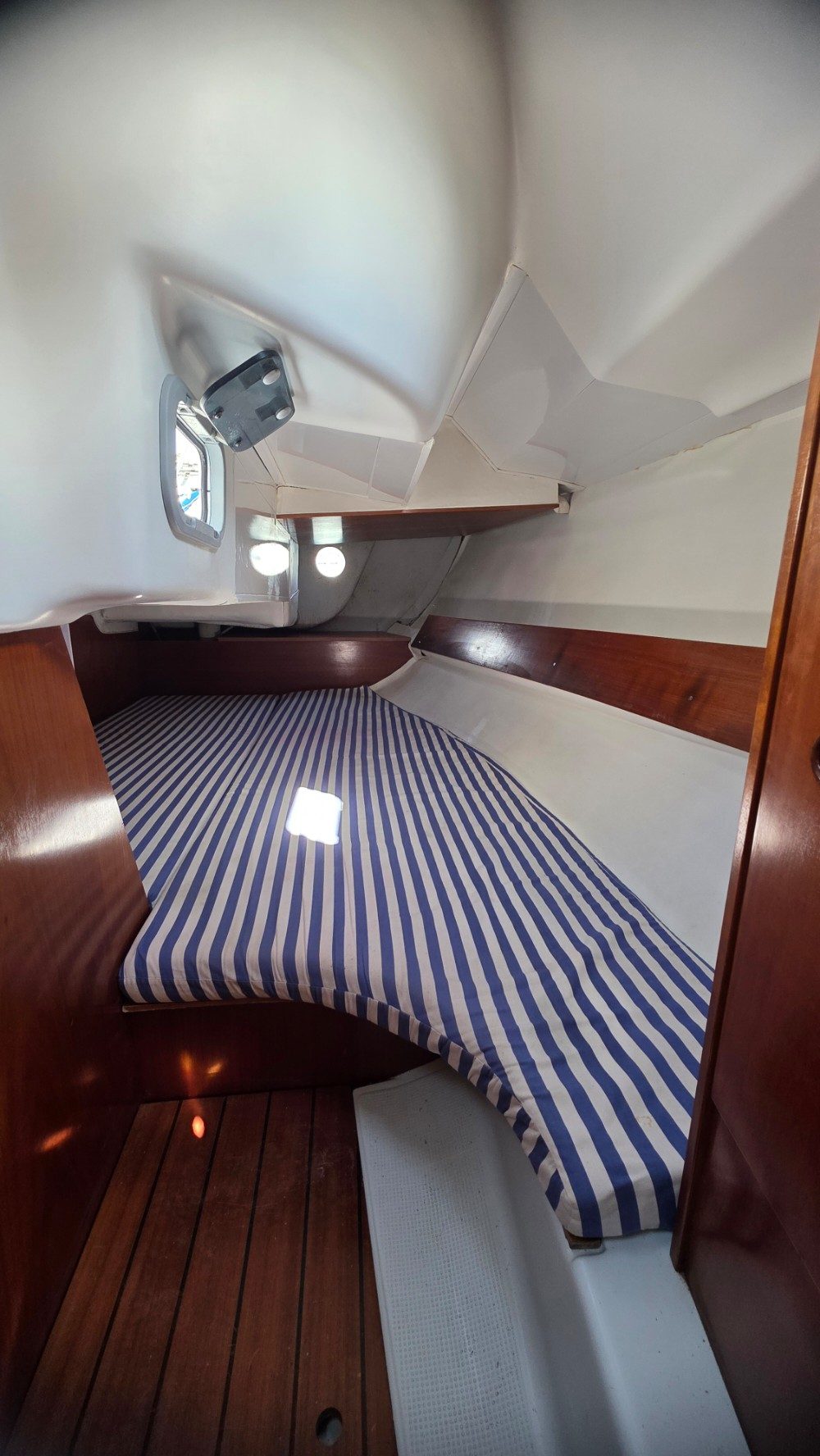 First 300 Spirit voilier à vendre occasion Albatre Plaisance Normandie 15