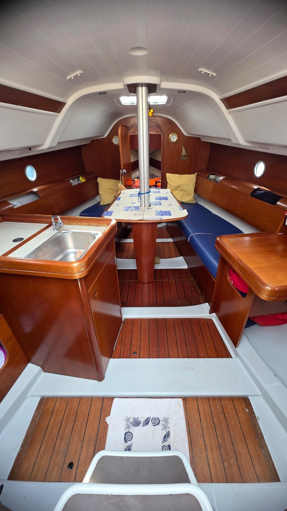 First 300 Spirit voilier à vendre occasion Albatre Plaisance Normandie 7