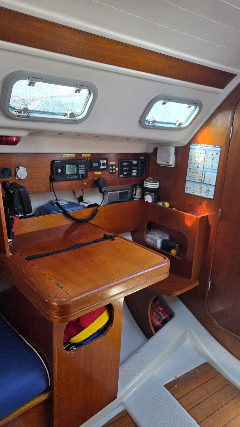 First 300 Spirit voilier à vendre occasion Albatre Plaisance Normandie 8