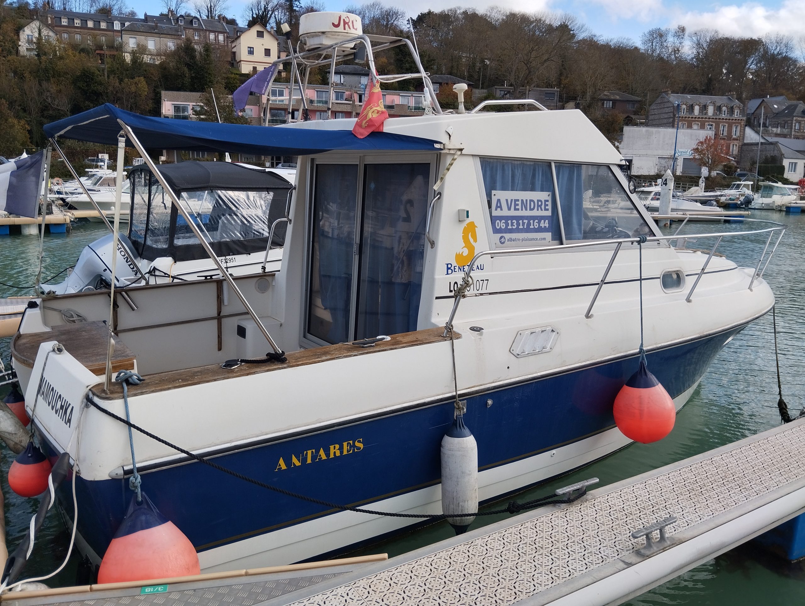 Antares 805 vedette occasion à vendre Albatre Plaisance Normandie 2