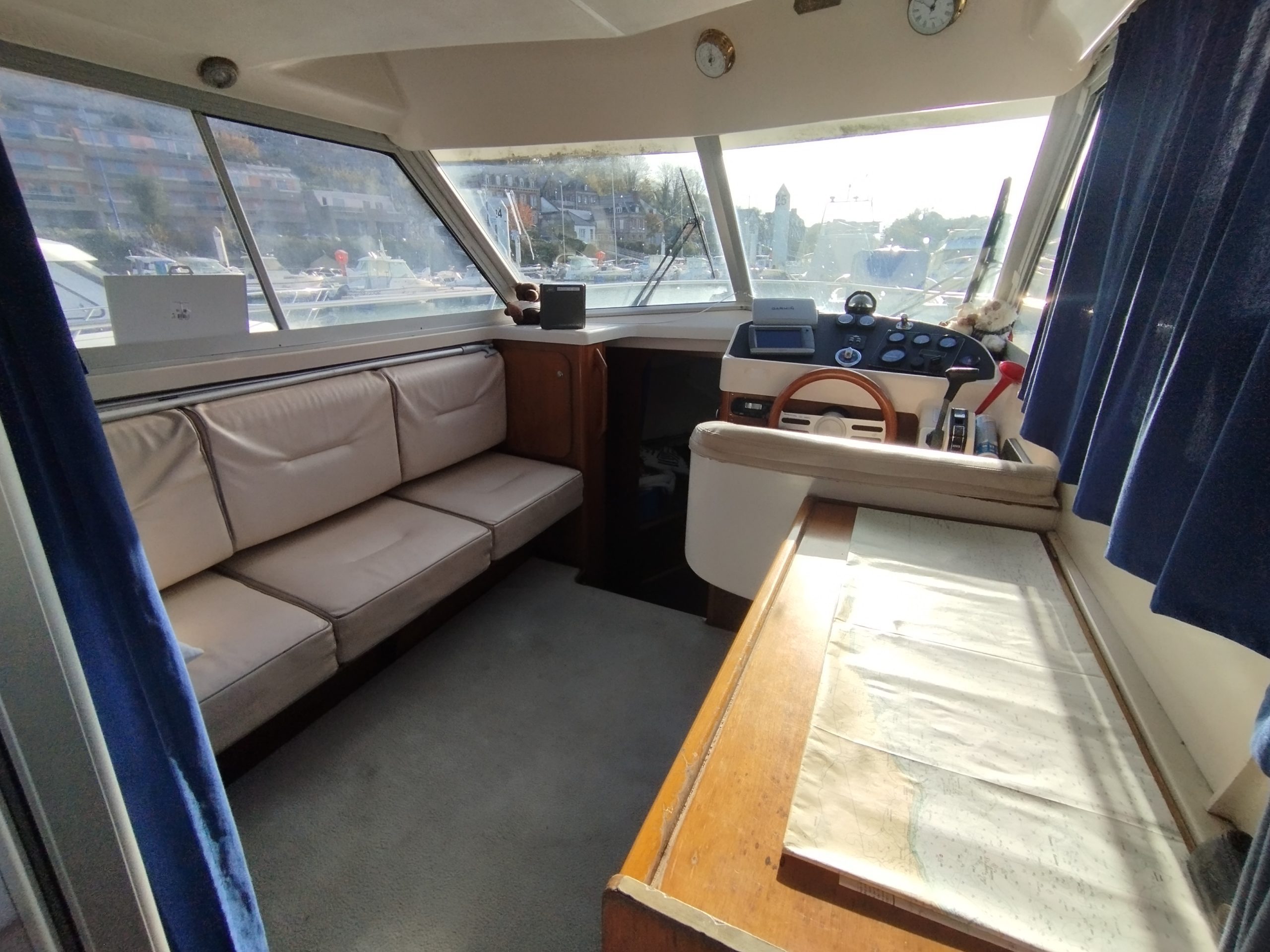 Antares 805 vedette occasion à vendre Albatre Plaisance Normandie 8