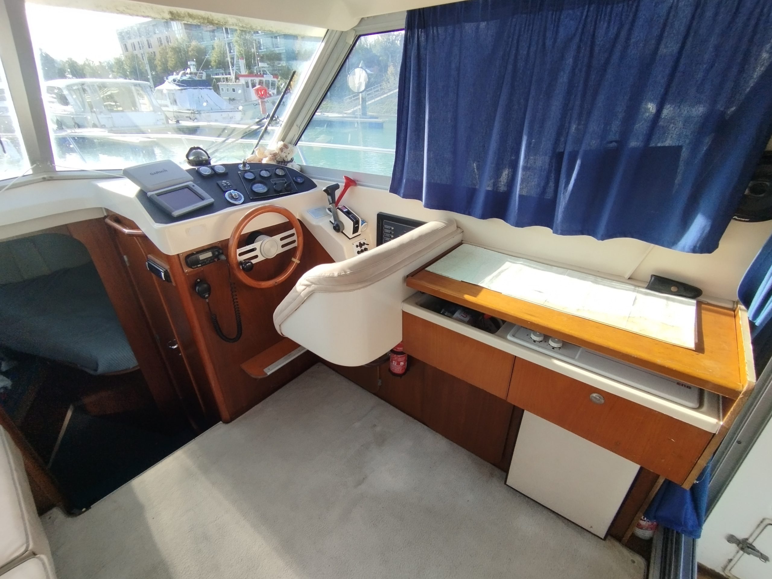 Antares 805 vedette occasion à vendre Albatre Plaisance Normandie 9