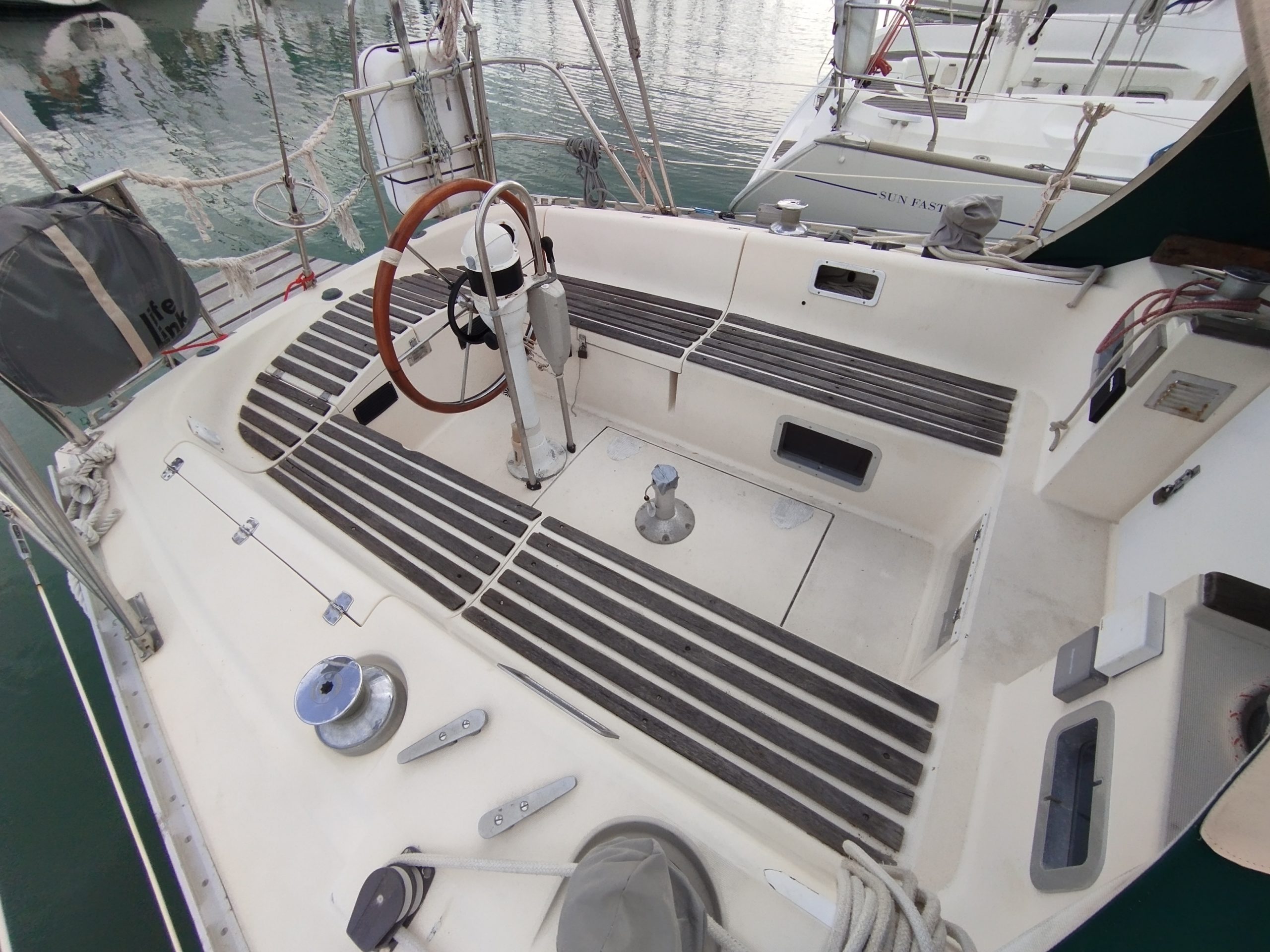 Jeanneau Sun Fizz 40 voilier à vendre occasion Albatre Plaisance Normandie 3