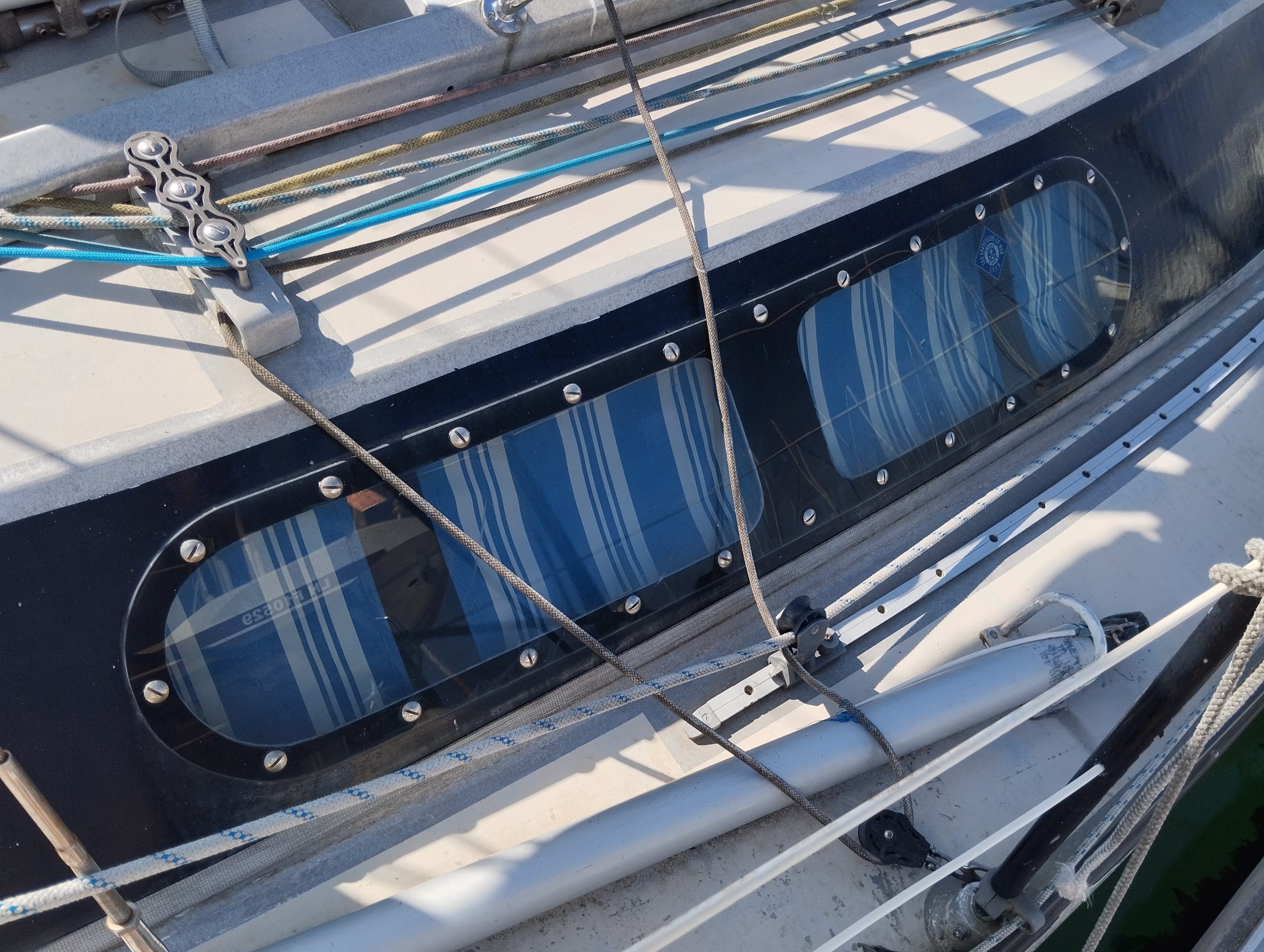 Brise de mer 28 voilier aluminium occasion Albatre Plaisance Normandie 25