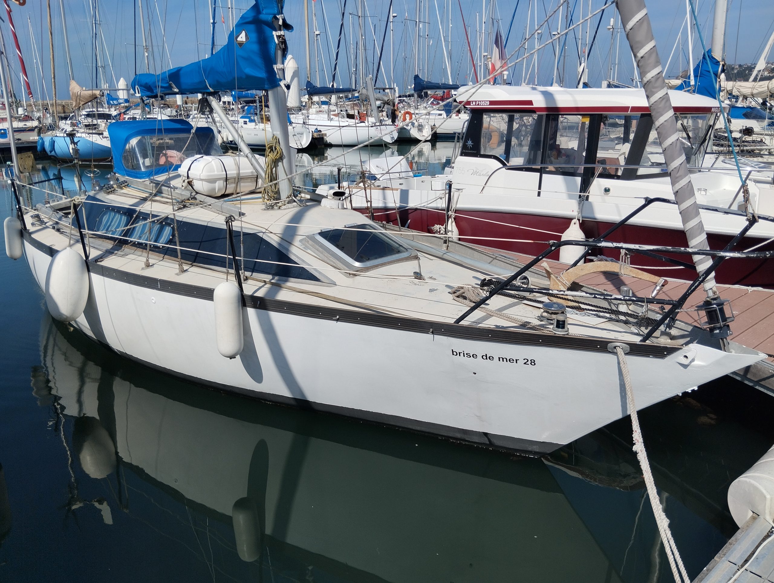 Brise de mer 28 voilier aluminium occasion Albatre Plaisance Normandie 26